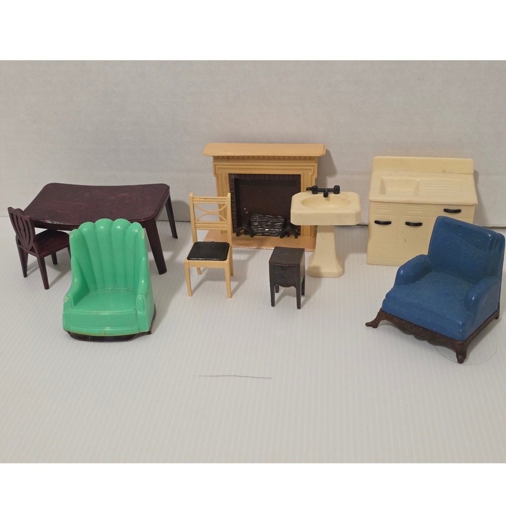Renwal Plasco Dollhouse Furniture Lot Mixed Multicolor Fair 1940s-1950s